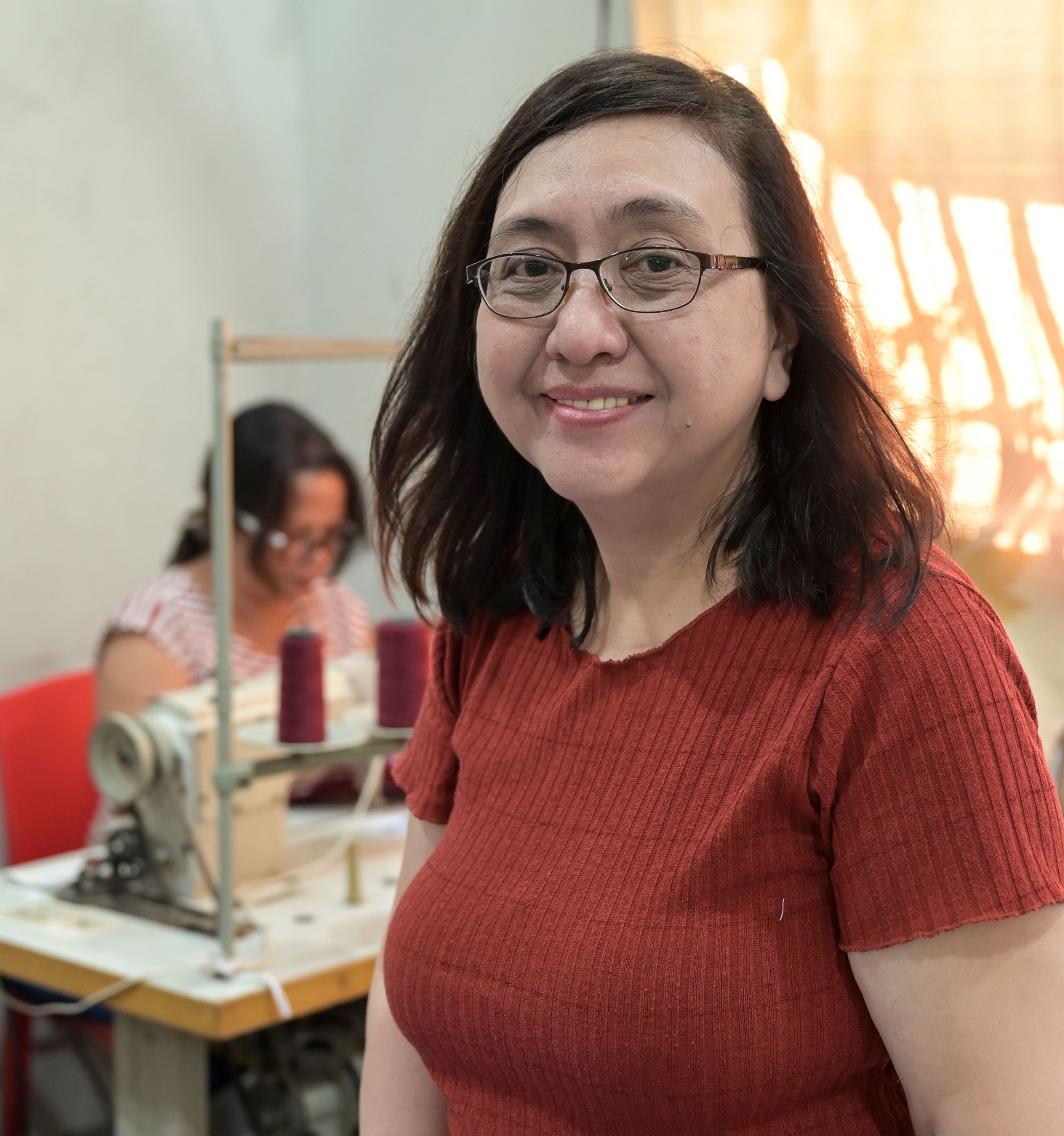 Carol Daria aus Manila kümmert sich um die Familien, deren Väter von Todesschwadronen des Ex-Präsidenten Duterte auf offener Straße oder zu Hause erschossen wurden. TH30_Monat_Weltmission_Philippinen_Carol_JBO_PHL25_1123.jpg