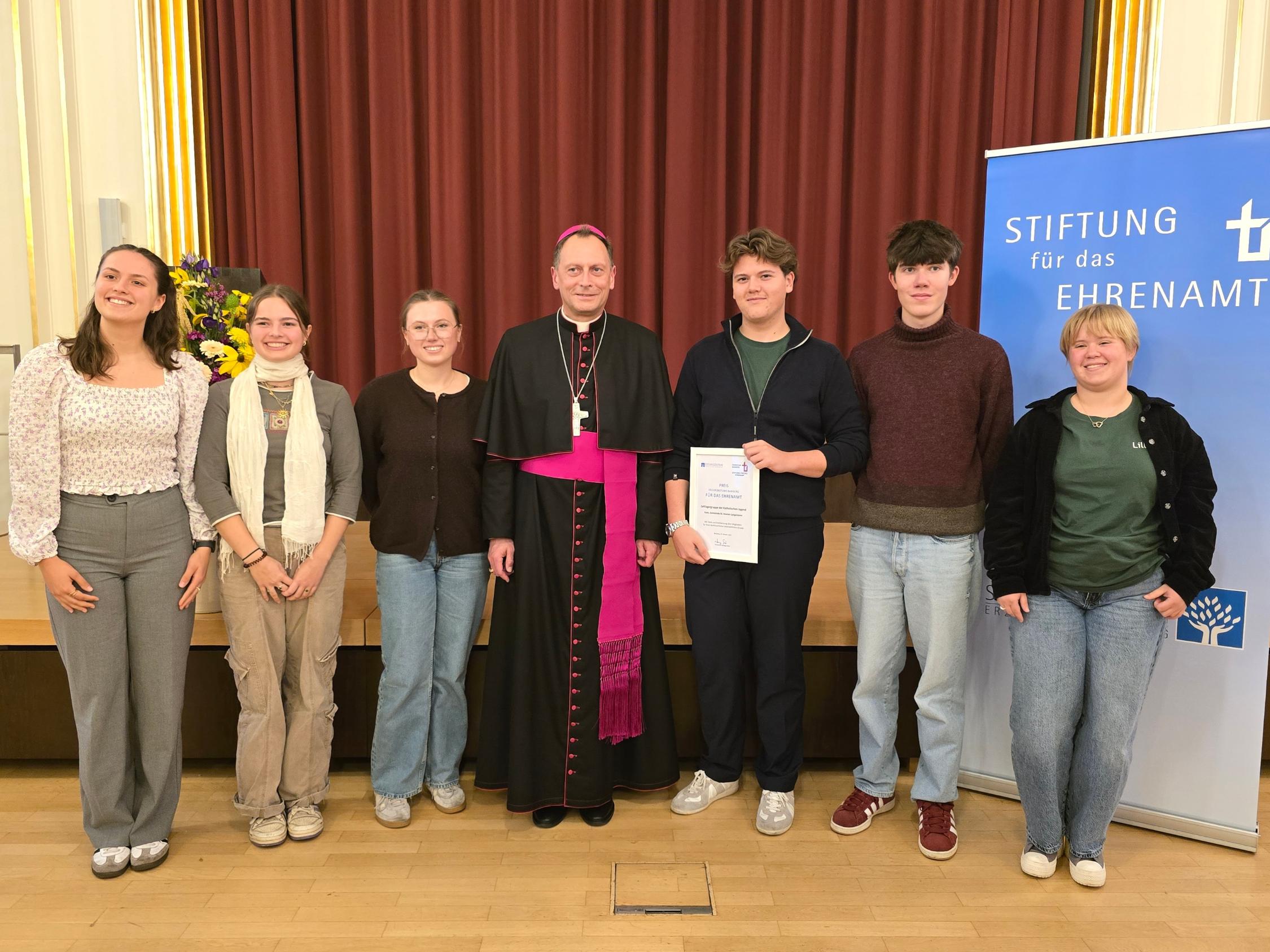 Die Zeltlagergruppe der Katholischen Jugend der Kath. Gemeinde St. Marien Langenzenn war unter den ausgezeichneten Gruppen. Ehrungsfeier Ehrenamtliche