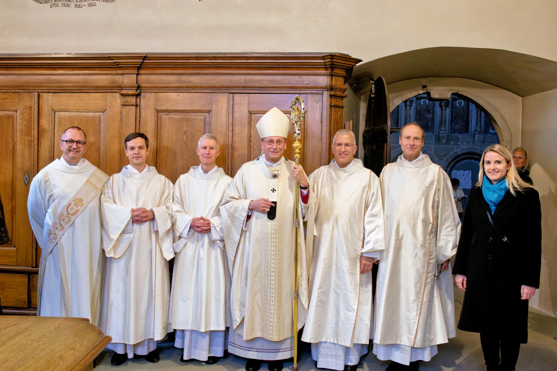 Erzbischof Herwig Gössl hat im Bamberger Dom vier Ständige Diakone geweiht Diakonenweihe