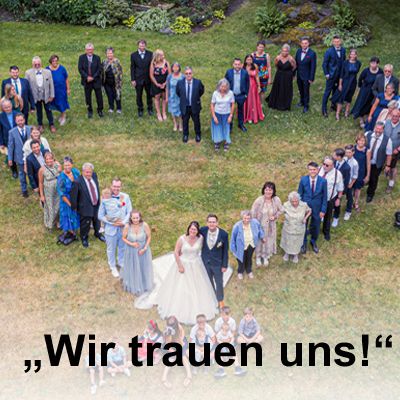 Sliderbild Kirche - Herz - Traubank